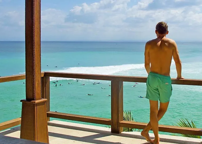 The Luxe Bali - Luxury 3 Bedroom Cliff Ocean Edge
