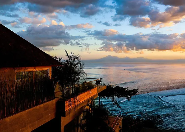 The Luxe Bali - Luxury 3 Bedroom Cliff Ocean Edge فيلة